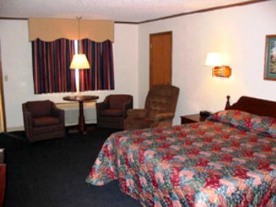 Executive Plus Inn And Suites Elk City Room photo